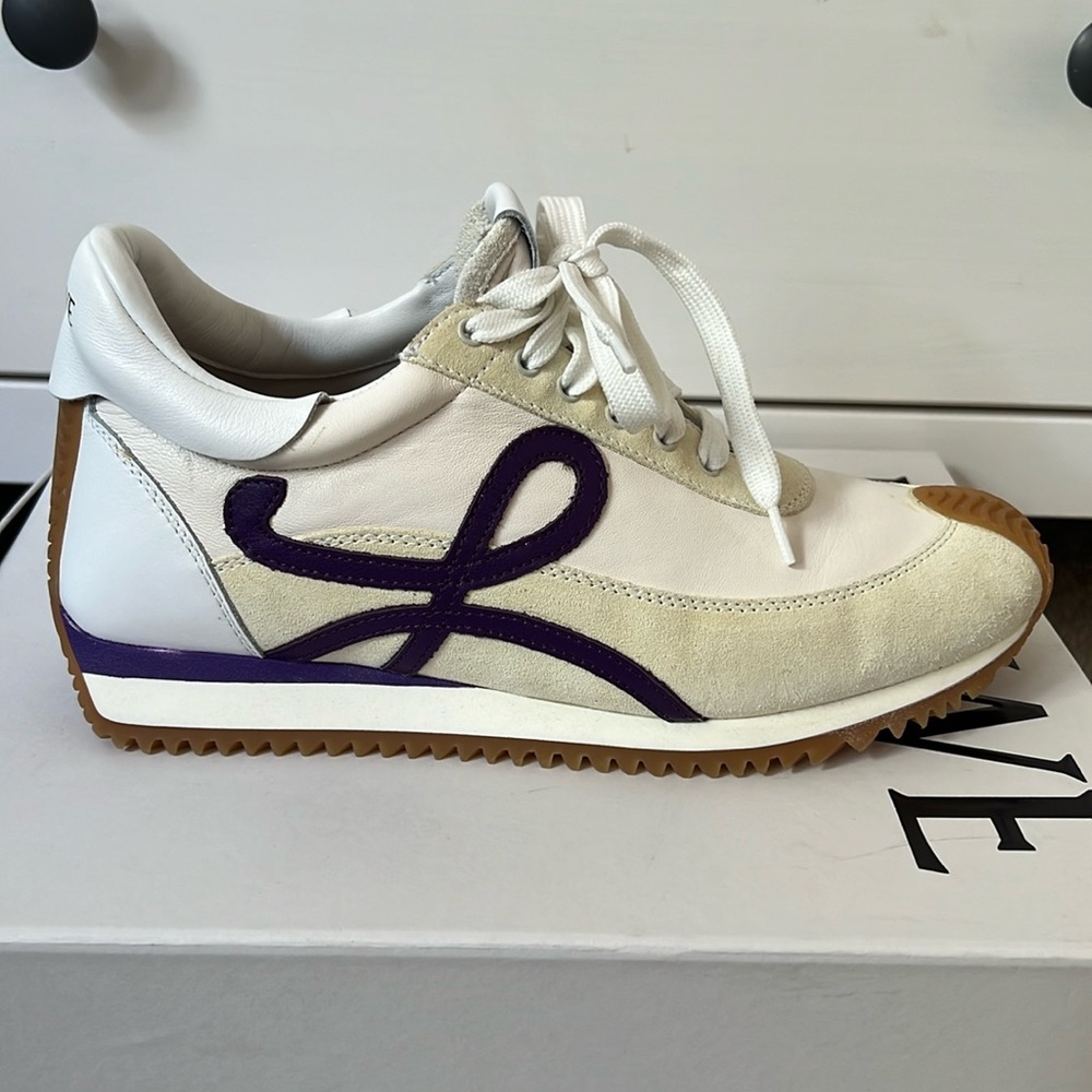 ‼️BRAND NEW‼️ Loewe Flow Runner Sneakers